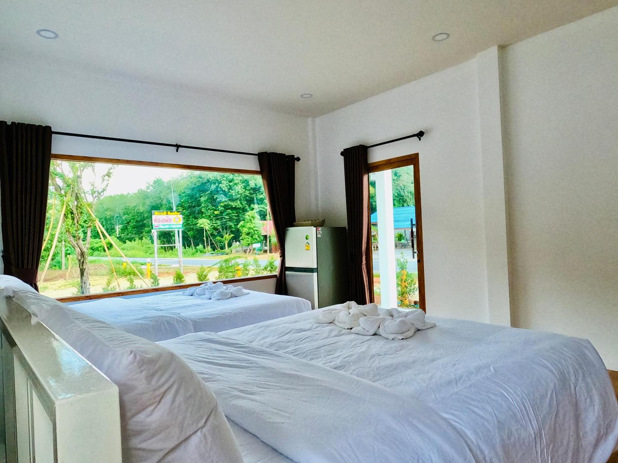Suanvadee Resort สวนวดี รีสอร์ท Дон-Сак Экстерьер фото
